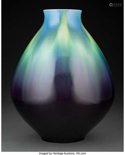 Tokuda Yasokichi III (Japanese , 1933-2009) Vase Glazed porc...