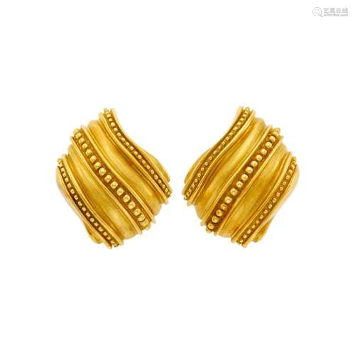 Pair of Gold Earclips