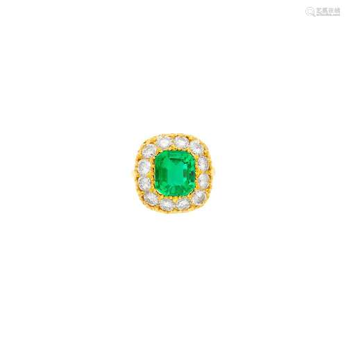 Gold, Emerald and Diamond Ring