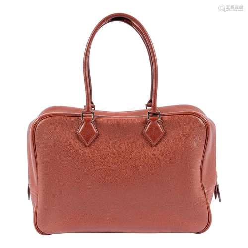 Hermès Vintage Rouge Clemence Leather Victoria 35 Bag