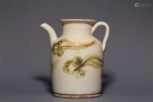 A Chinese San-Cai Glazed Porcelain Water Pot