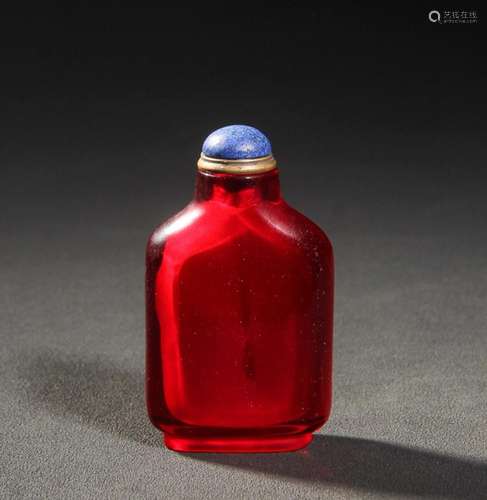 A Chinese Carved Peking Glass Snuff Bottle