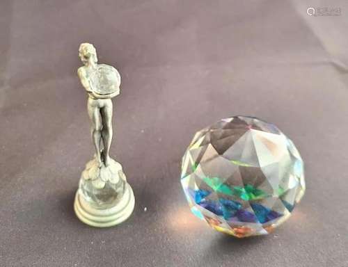 Spoontiques Mini Sculpture & Crystal Paperweight