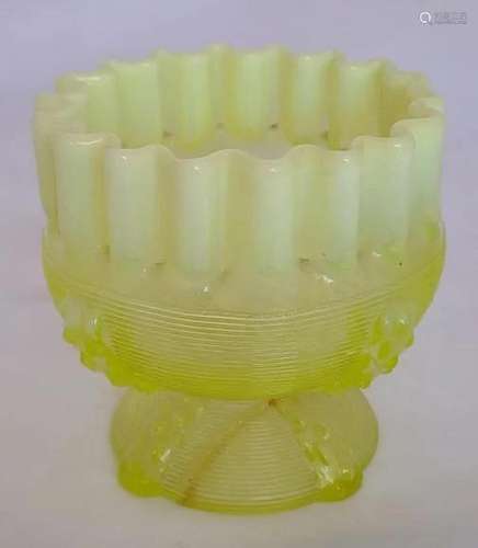 Rare Duncan Miller Uranium Vaseline Glass Bowl