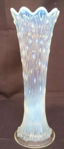 Northwood 10" Opalescent White Tree Trunk Vase