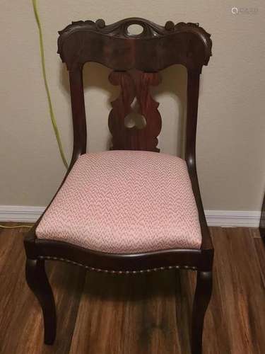 Beautiful Antique Mahogany Chair