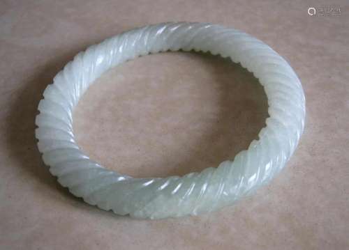 Jade swirl bangle