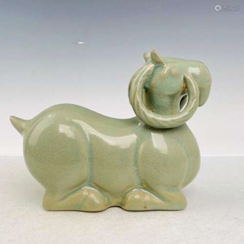 Ancient China ru kiln porcelain Feng Shui wealth Lucky anima...