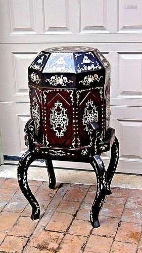 ANTIQUE CHINESE OCTAGONAL  WEDDING LACQUERED  LARGE M.O.P. I...