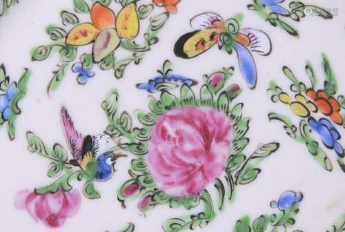 Antique Hand-painted Chinese Rose Medallion China Scalloped ...