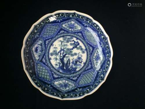 antique very old japanese plate  / charger with beautiful de...