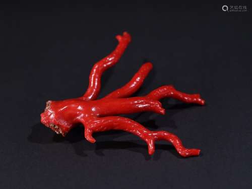 Coral carvings.Specification: 9.85 cm long and 11.52 cm high...