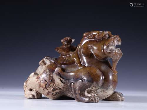 Ancient jade yu beast furnishing articlesSpecification: long...