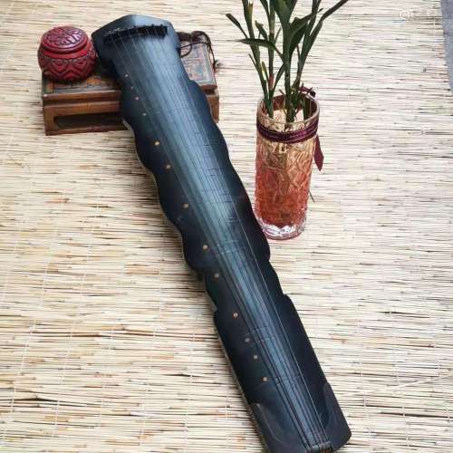 Paulownia guqin:Paint jade-like stone embellish, there is wa...