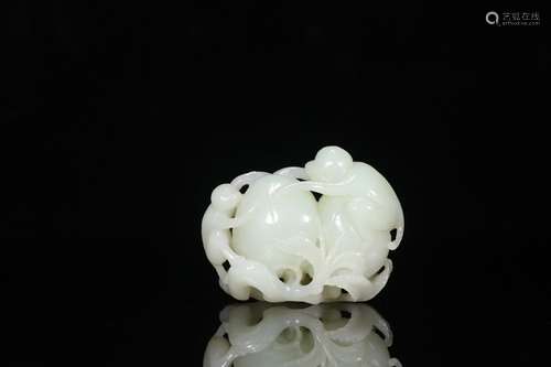 Old hetian jade "spirit monkey offer long life", e...