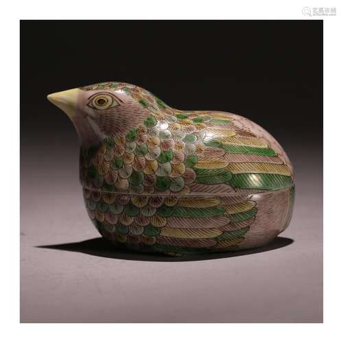 Plain tricolour quail box cover, size: 8 cm high 6 cm long