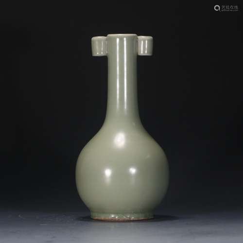 Antique shops, celadon penetration ears dignified and elegan...