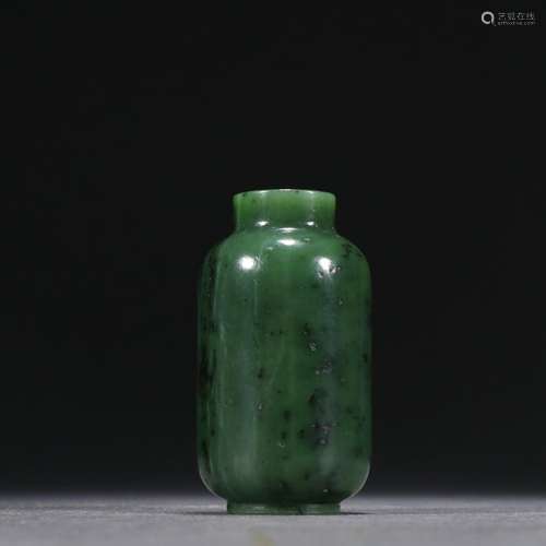 Jade snuff bottles.Specification: high 6.9 ㎝ across 3.7 ㎝ we...