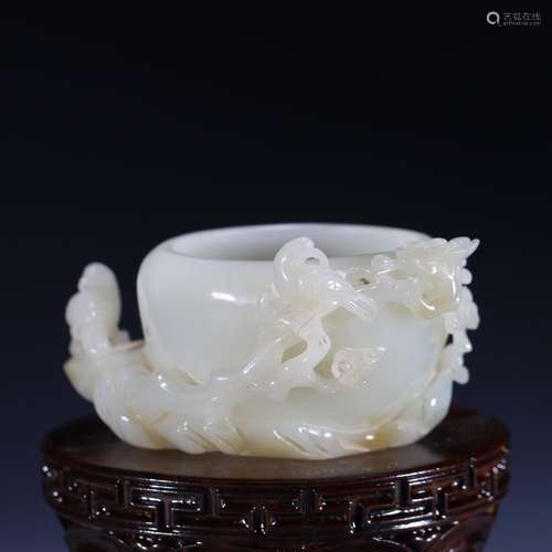 : hetian jade "smiles" water jarHigh 4.9 cm, 8.6 c...