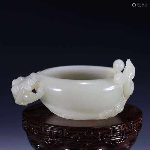 Writing brush washer: hetian jade "in extremely good fo...