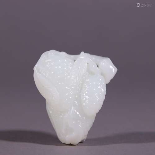 Night of hetian jade litchi carvingsSpecification: long and ...