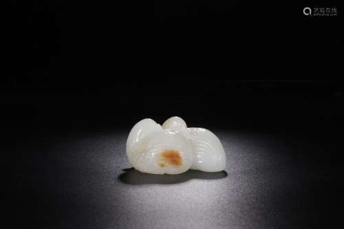 : hetian jade yang play piecesSize: 3.3 cm wide and 6.2 x 4....