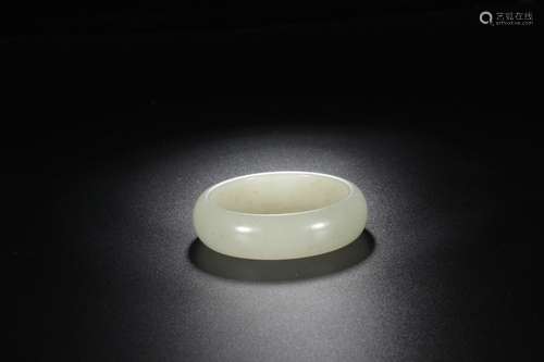 : hetian jade bracelet, tooSize: diameter 6.0 cm weighs 88.7...