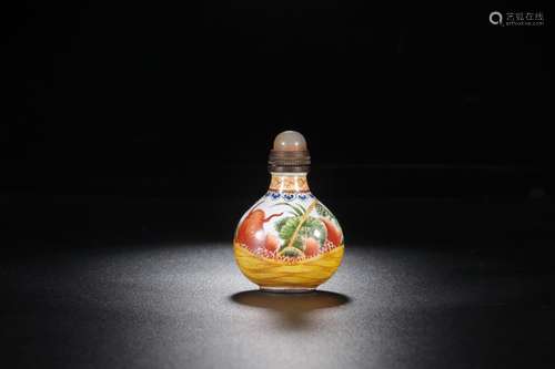 Paragraph:emperor· colored enamel have fish snuff bottles ev...