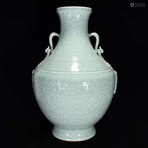 Tie up green glaze peony lines ruyi ears, 57 x 37,