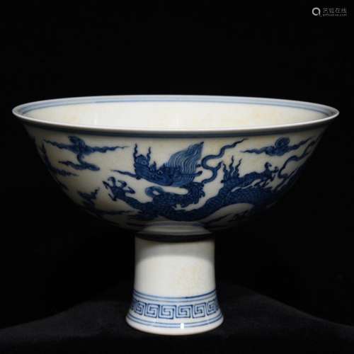 10.8 x16 doucai dragon tall bowl