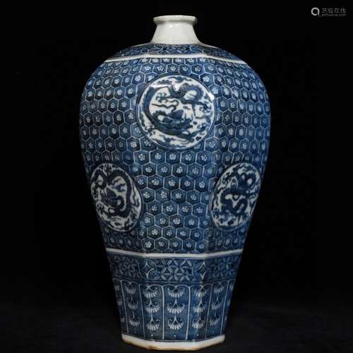 Blue and white dragon eight Fang Mei bottles of 34 x19