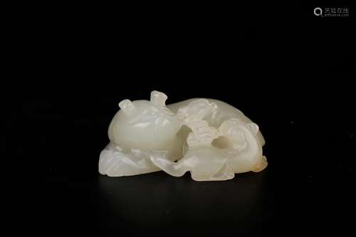 , hotan white jade s handsSize: 5 * 3.5 * 2 cm weight: 42 gr...