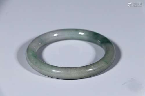 The jade braceletSize: foreign economic 7.6 cm inner diamete...
