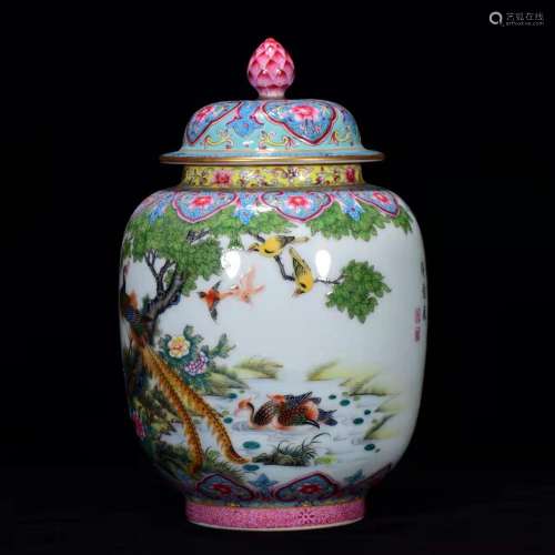 In enamel paint cover tank 22 * 14 m birds pay homage to the...
