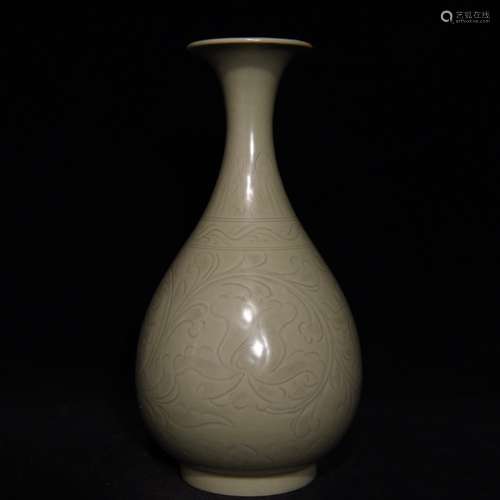 The kiln carved flower grain okho spring bottle 31 x17