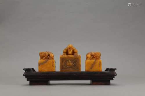 , shou tian huanglong button seals three pieces of a groupSi...