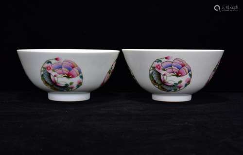 In powder enamel bowls of 7 * 14 m butterfly