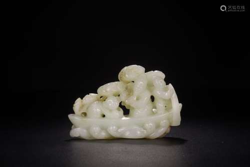 Furnishing articles, stories of hetian jade boatSize: 9.4 x4...