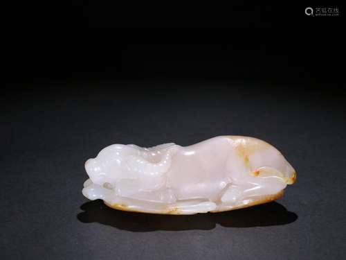 Night: hetian jade carvingsSpecification: 3 cm high 8.8 cm w...