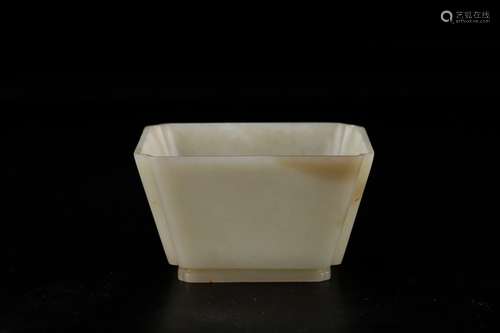 , hotan jade quartetSize: 8 x 7 x 5 cm weight: 102 gIn hotan...