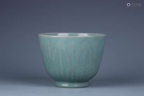 , your kiln lotus bowlSize: 12.5 cm diameter high 16 cm weig...