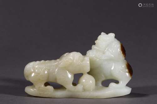 : hetian jade lion play ball furnishing articlesSize: 6.3 cm...