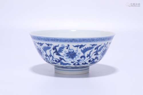 The old blue and white flowers green-splashed bowls bound br...