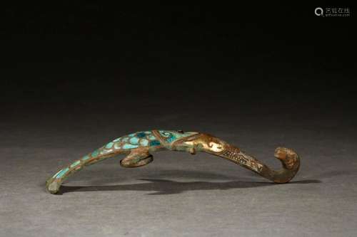 gilding, bronze animal heads hook19 cm long 4.7 cm wide weig...