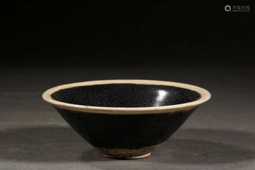 , ji kiln black glazeSizes, 6 cm high 12.7 cm in diameter we...