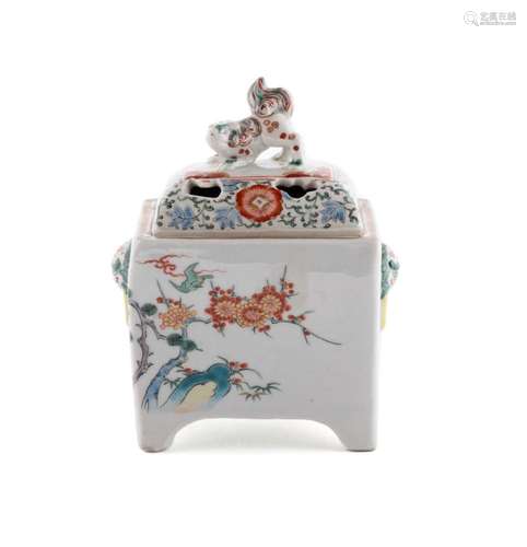 PORCELAIN KAKIEMON CENSER