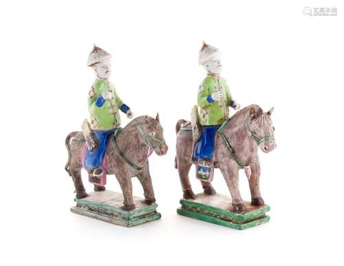 PAIR OF CHINESE EXPORT PORCELAIN MESSENGERS ON HORSEBACK