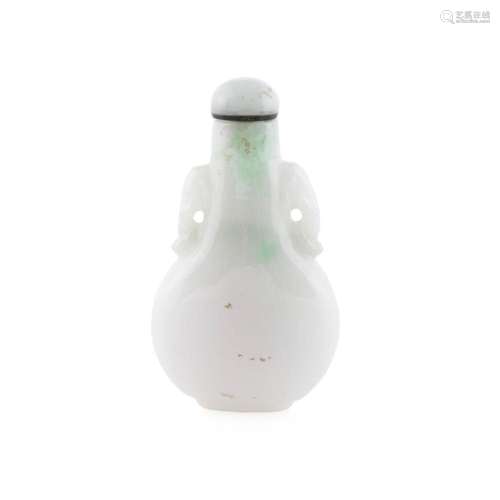 PALE JADE CARVED SNUFF BOTTLE