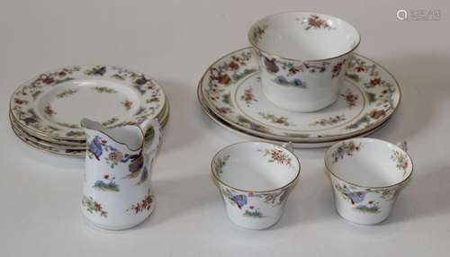 An early 20th century Royal Worcester tea service, comprisin...