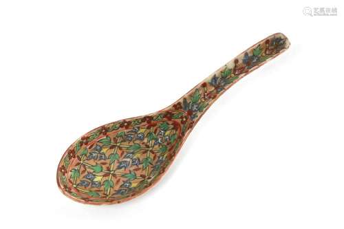 A Benjarong Lai Nam Thong spoon painted with a geometric tre...